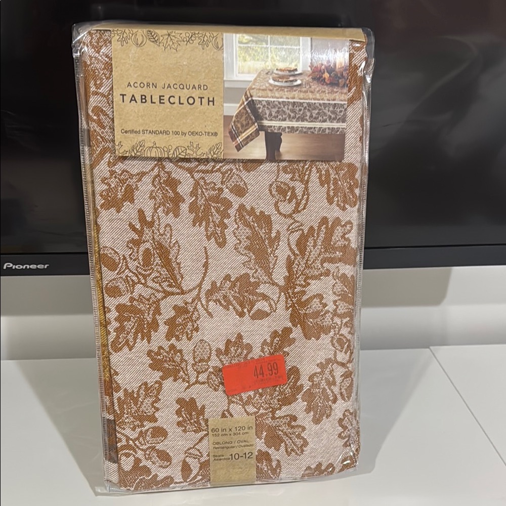 NWT Acorn Jacquard Tablecloth - 60 in by 120 in